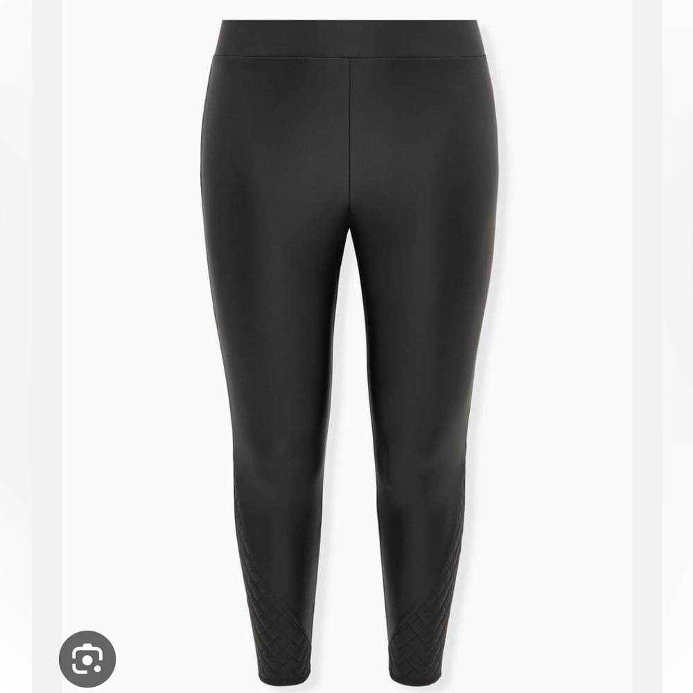 Torrid - Size 4 - Picture 4 of 14